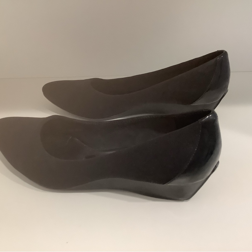 Elegant Black Flats for Effortless Style